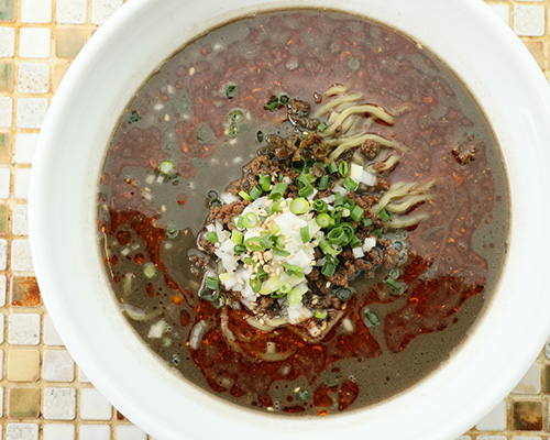 黒ごま担々麺